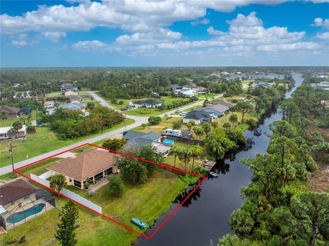 A home in PORT CHARLOTTE