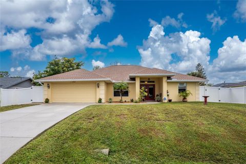 A home in PORT CHARLOTTE