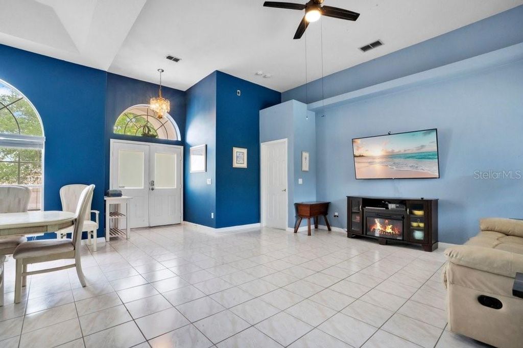 Photo of 8618 Terrace Pines Court, Orlando, FL 32836 (MLS # O6405423)