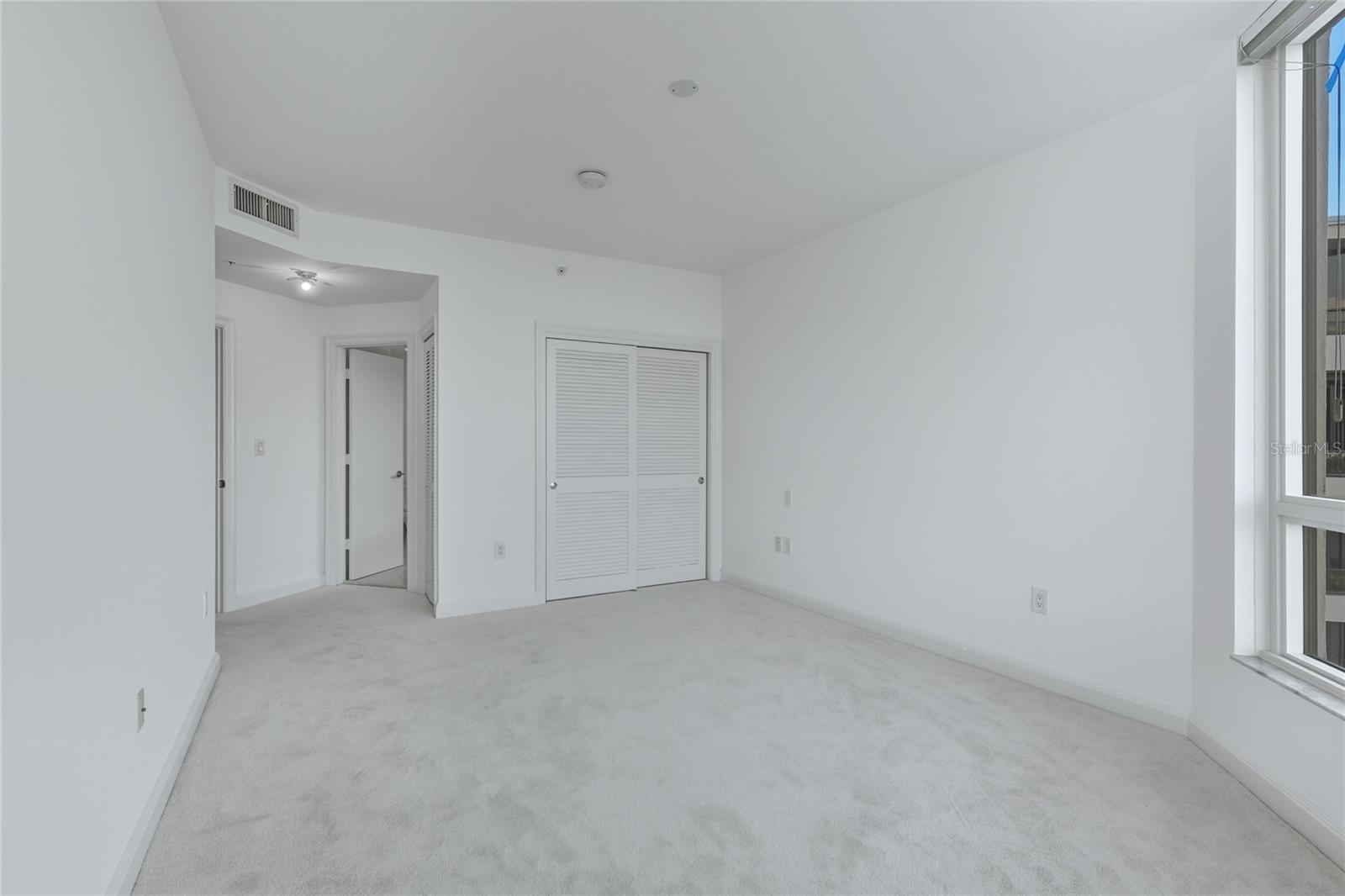 SANCTUARY III - Residential