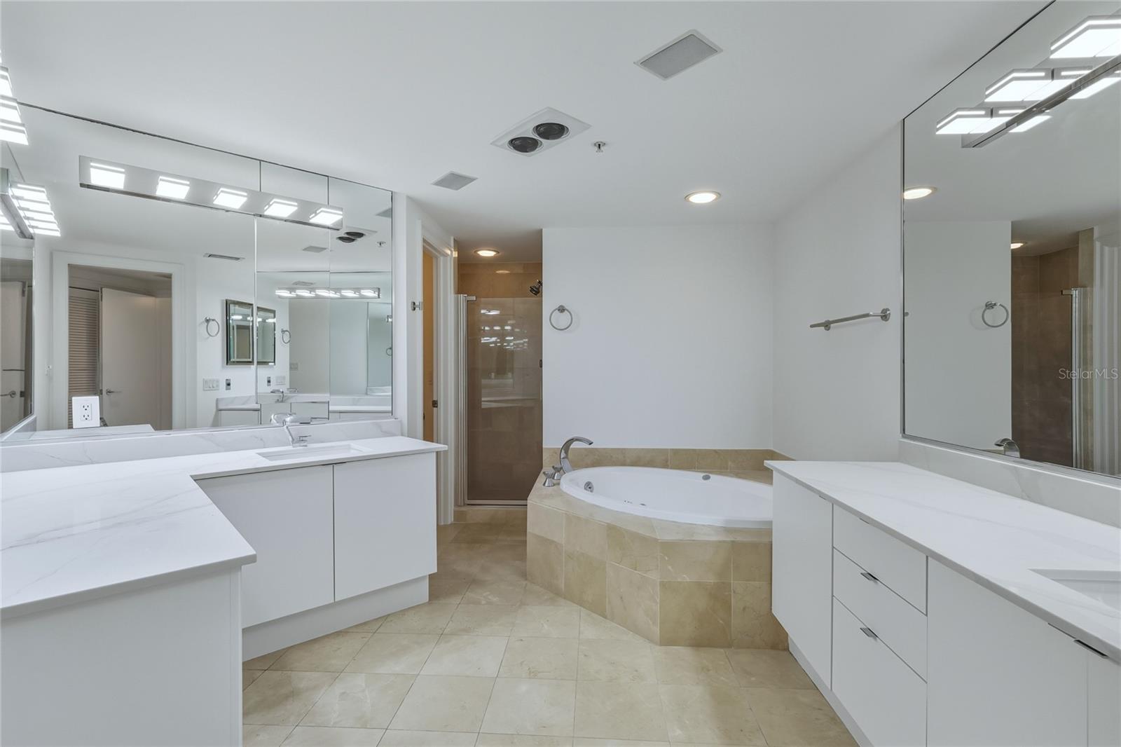 SANCTUARY III - Residential