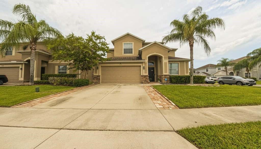 Photo of 1903 Hailsham Court, Orlando, FL 32824 (MLS # O6426170)