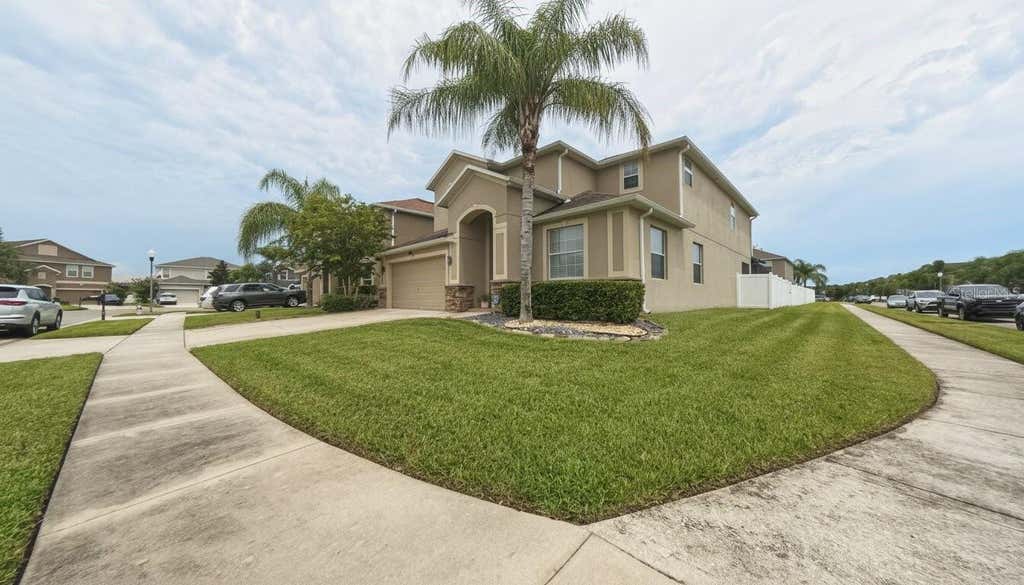 Photo of 1903 Hailsham Court, Orlando, FL 32824 (MLS # O6426170)