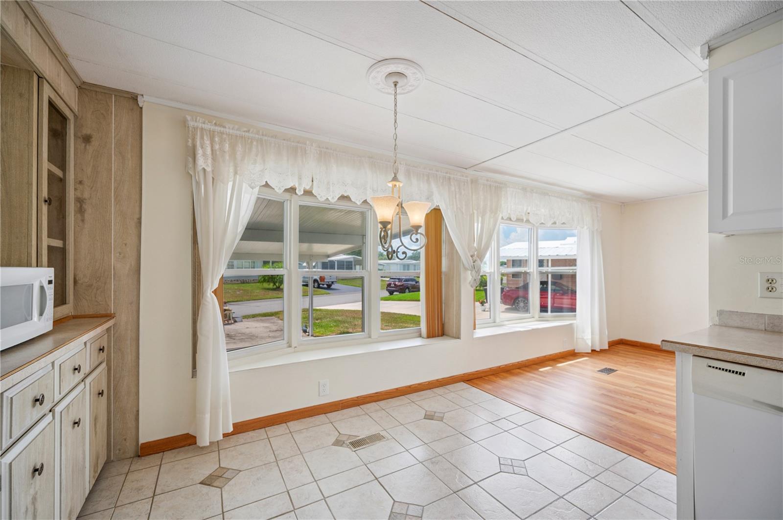 1610 REYNOLDS ROAD 214