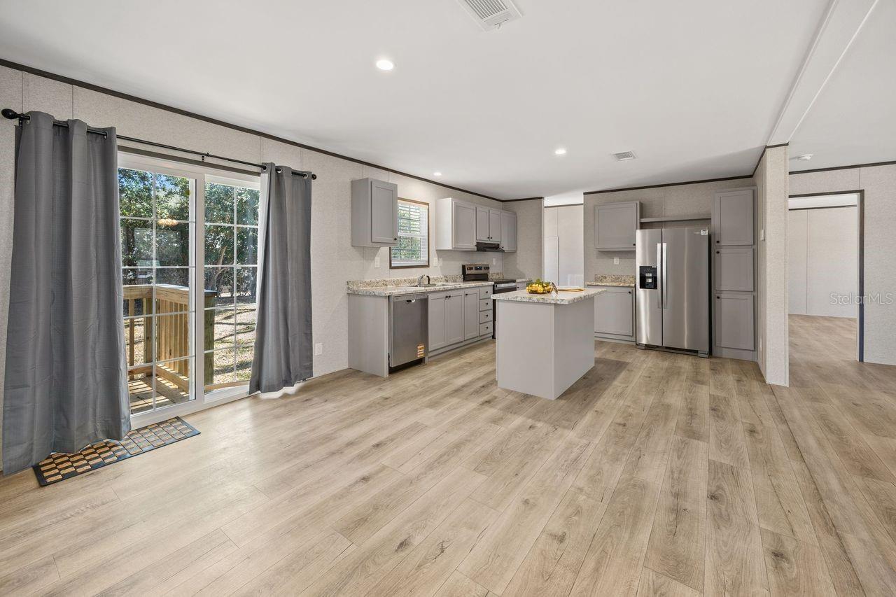 ROYAL OAKS RETREATS - Residential