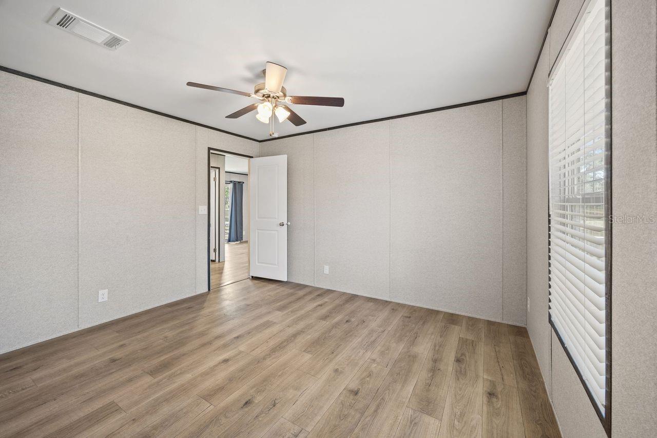 ROYAL OAKS RETREATS - Residential