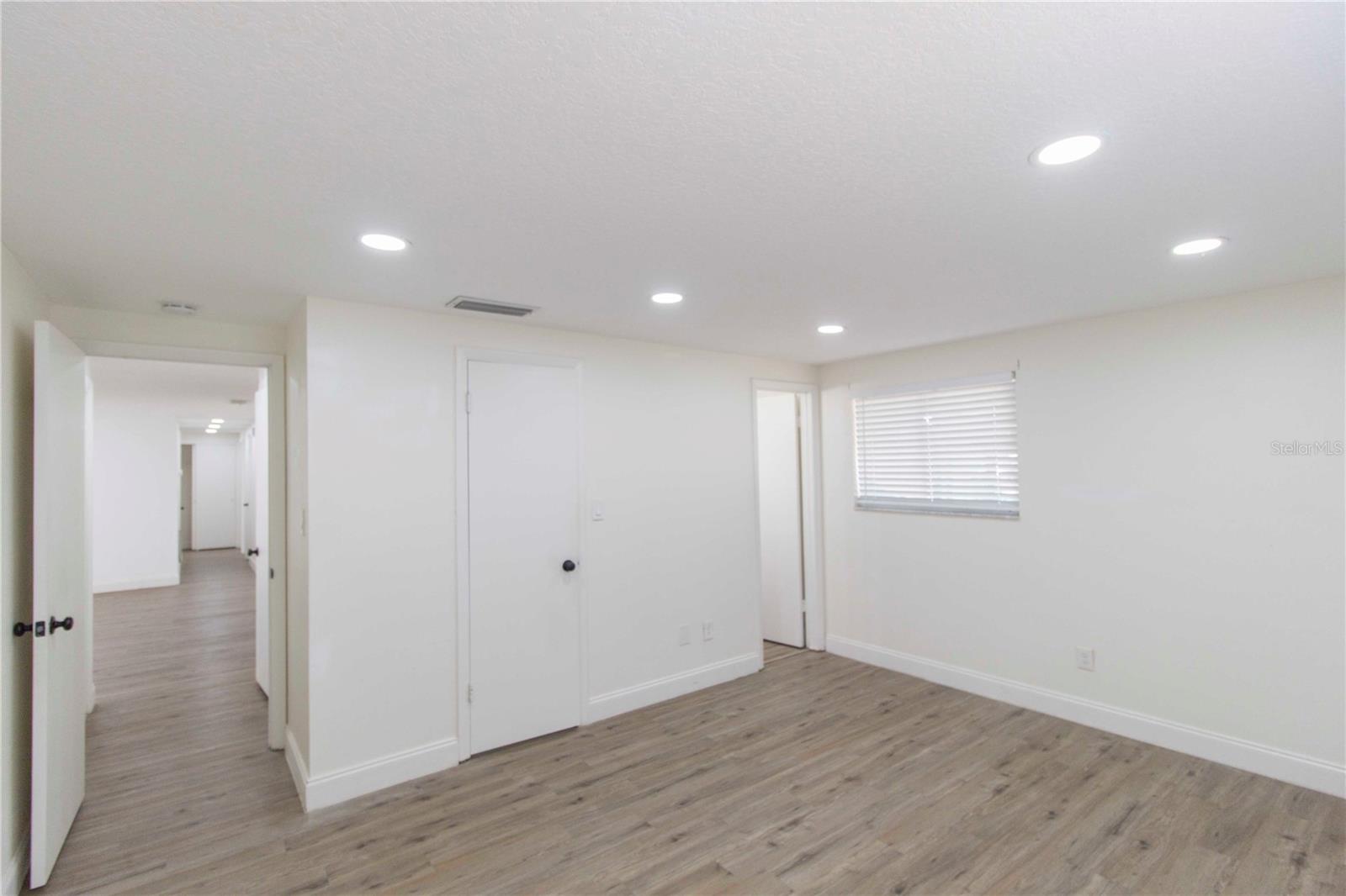 HEATHER OAKS - Residential