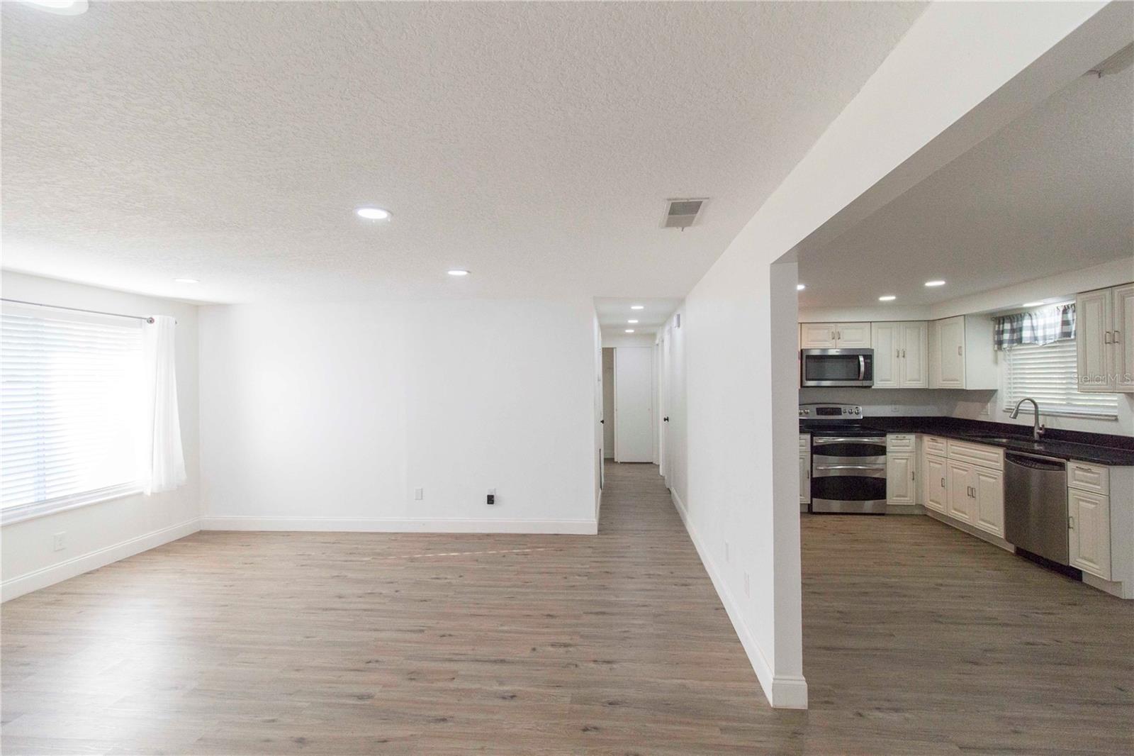 HEATHER OAKS - Residential