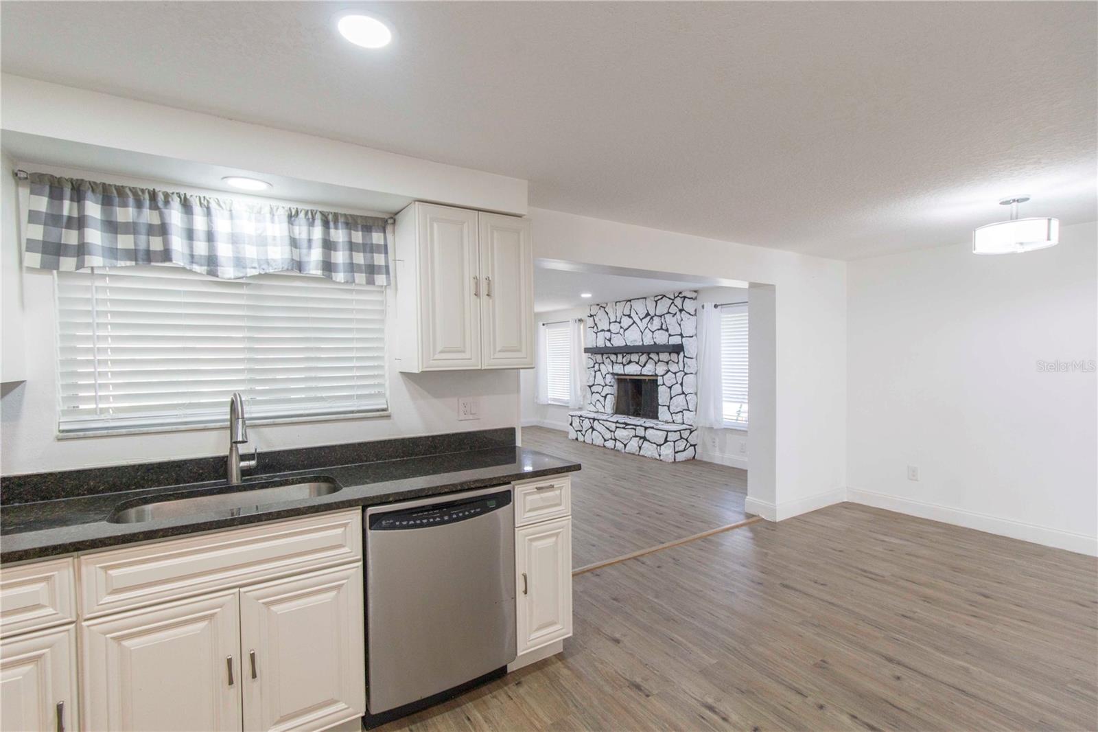 HEATHER OAKS - Residential