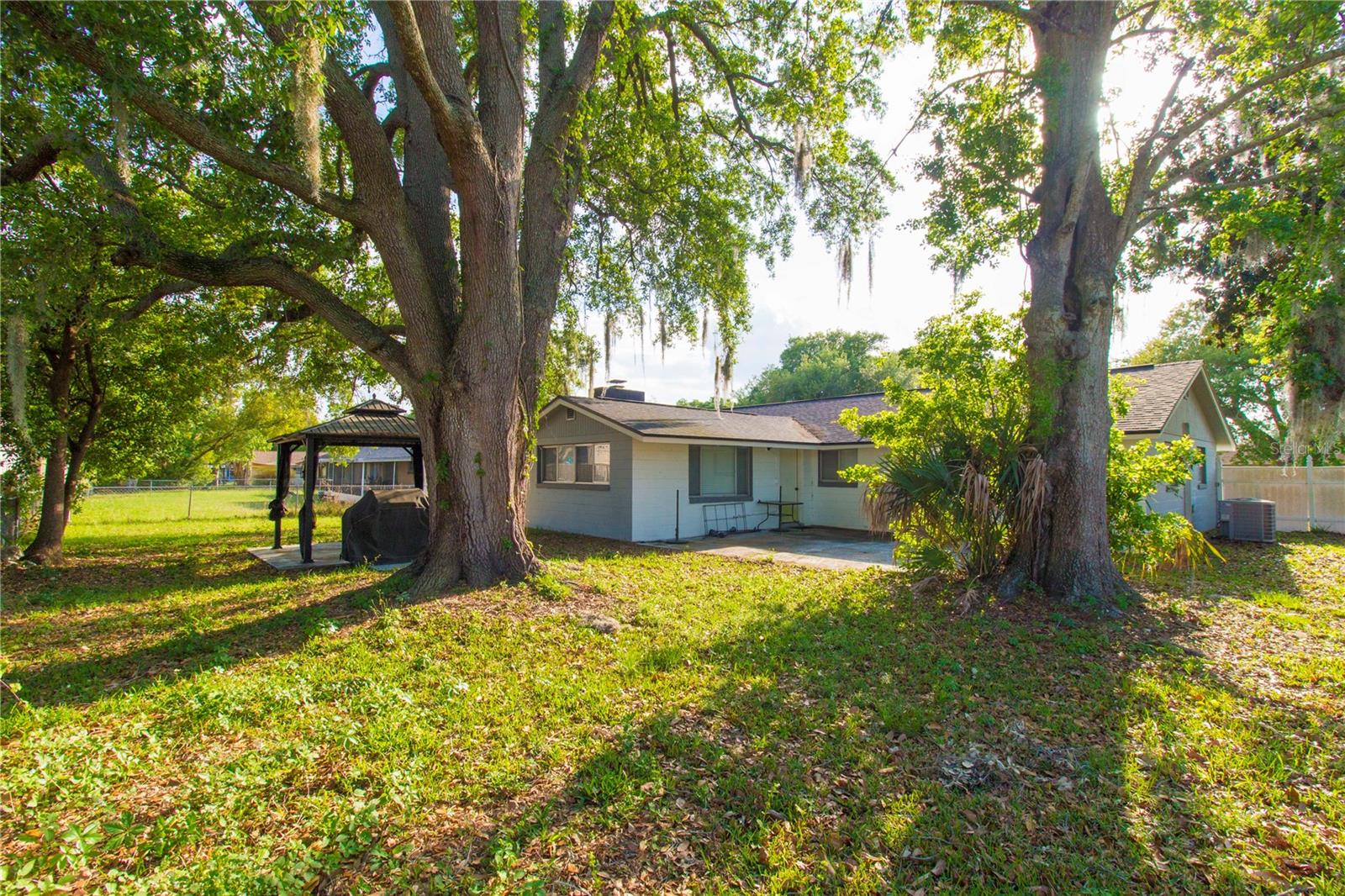 HEATHER OAKS - Residential