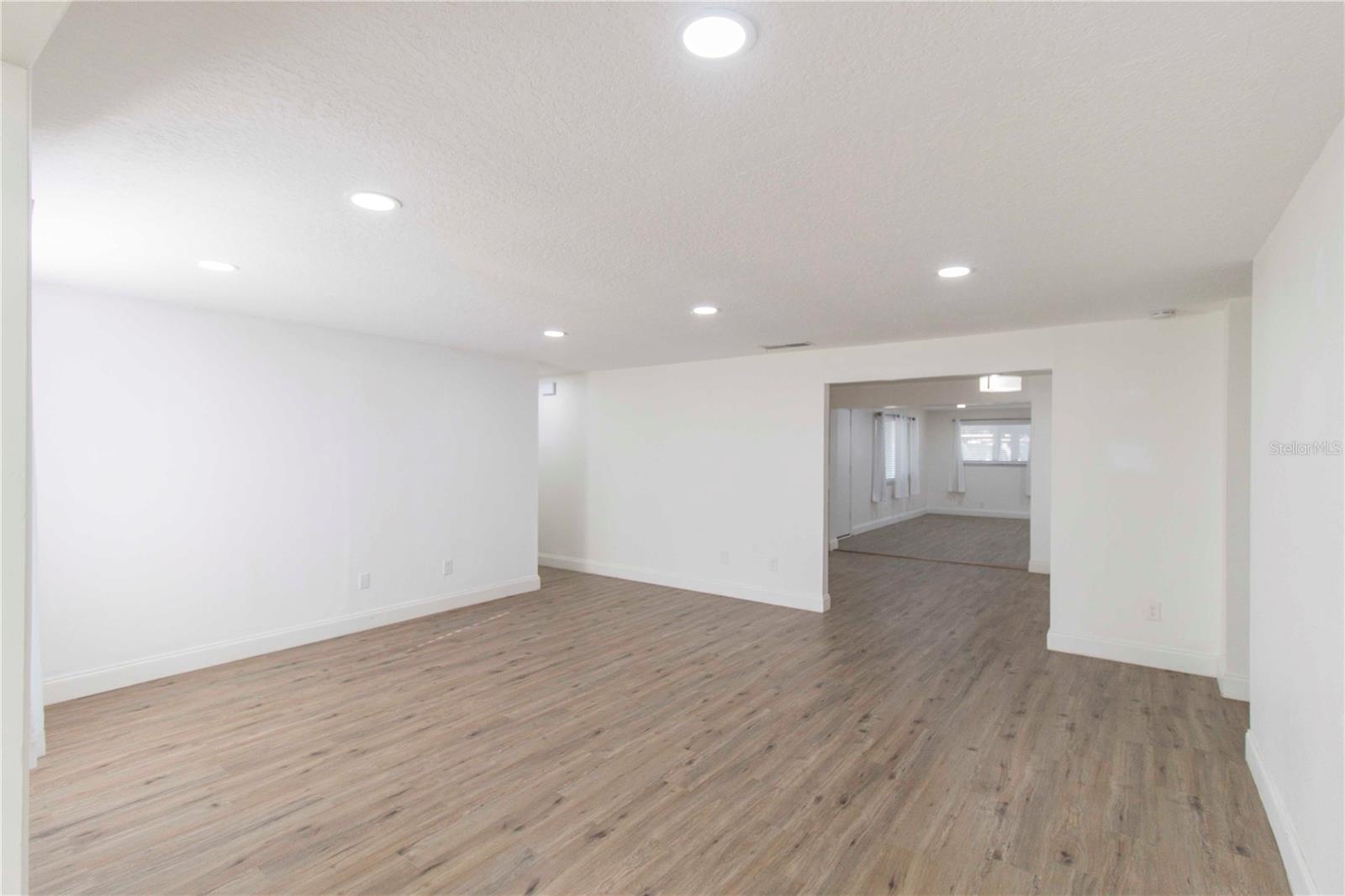 HEATHER OAKS - Residential