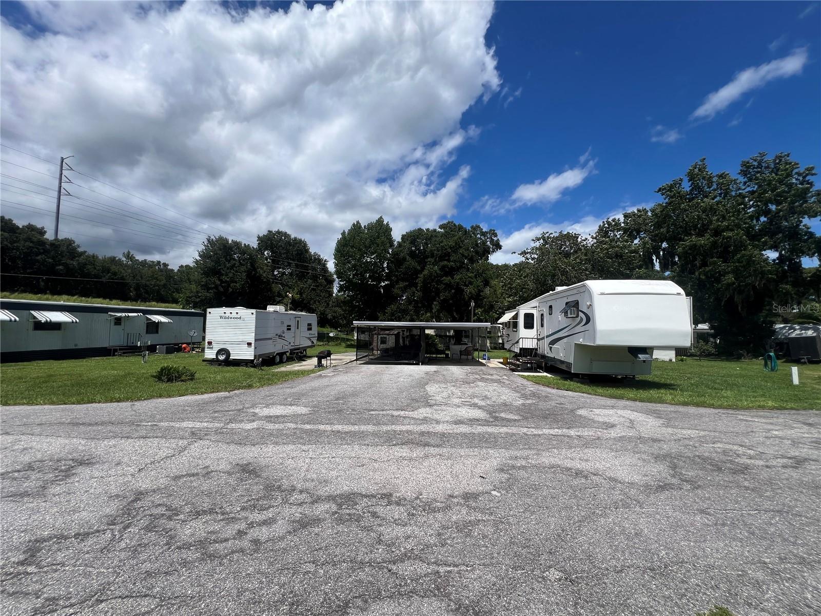 ACREAGE & UNREC - Commercial Sale