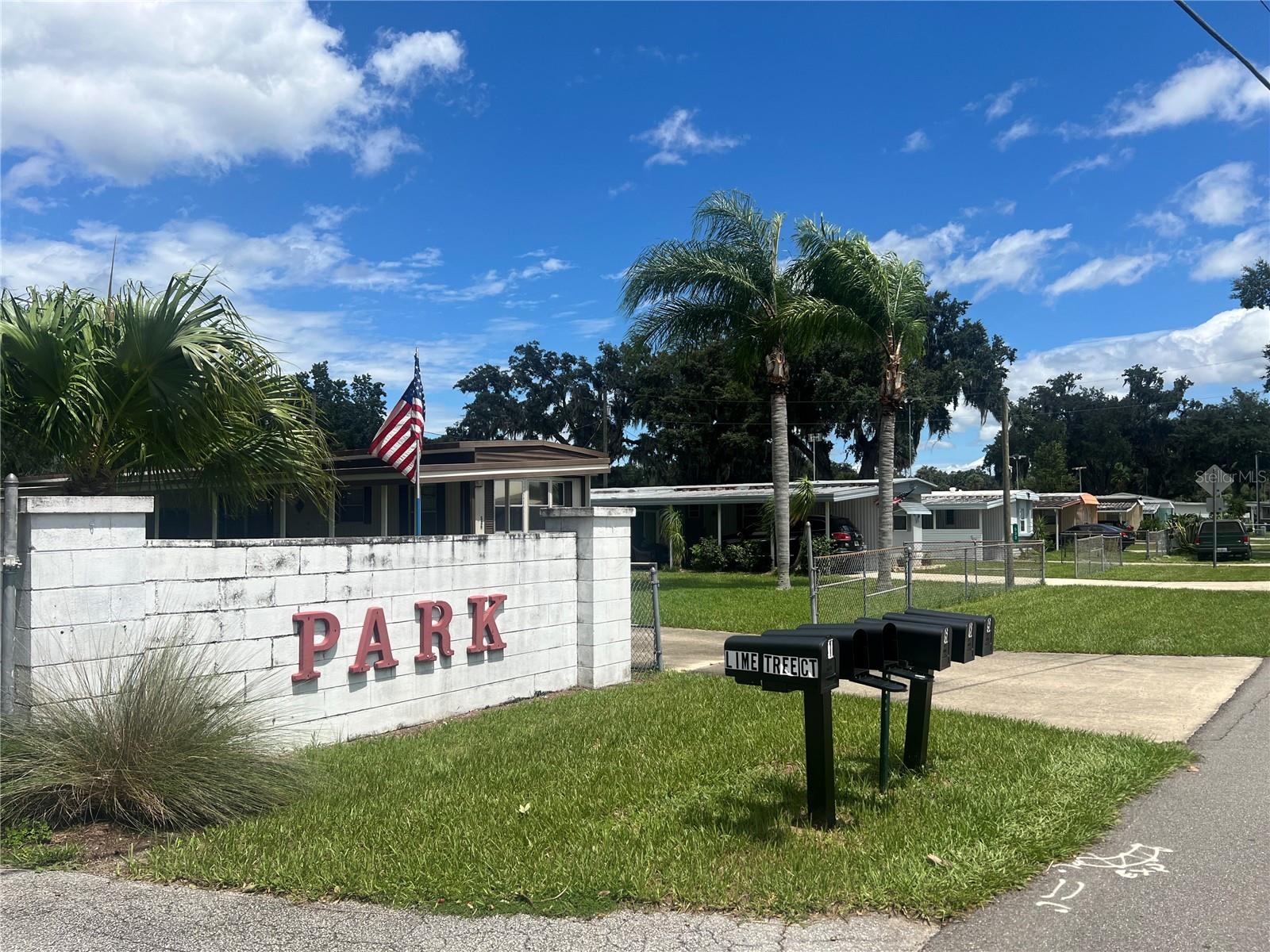 ACREAGE & UNREC - Commercial Sale