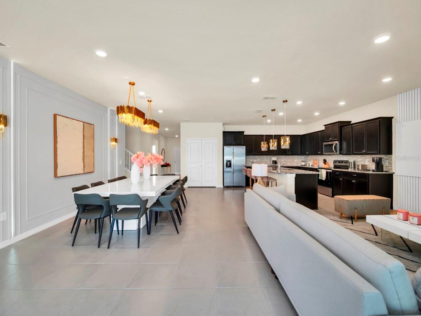 WINDSOR ISLAND RESIDENCE PH 2A - Residential