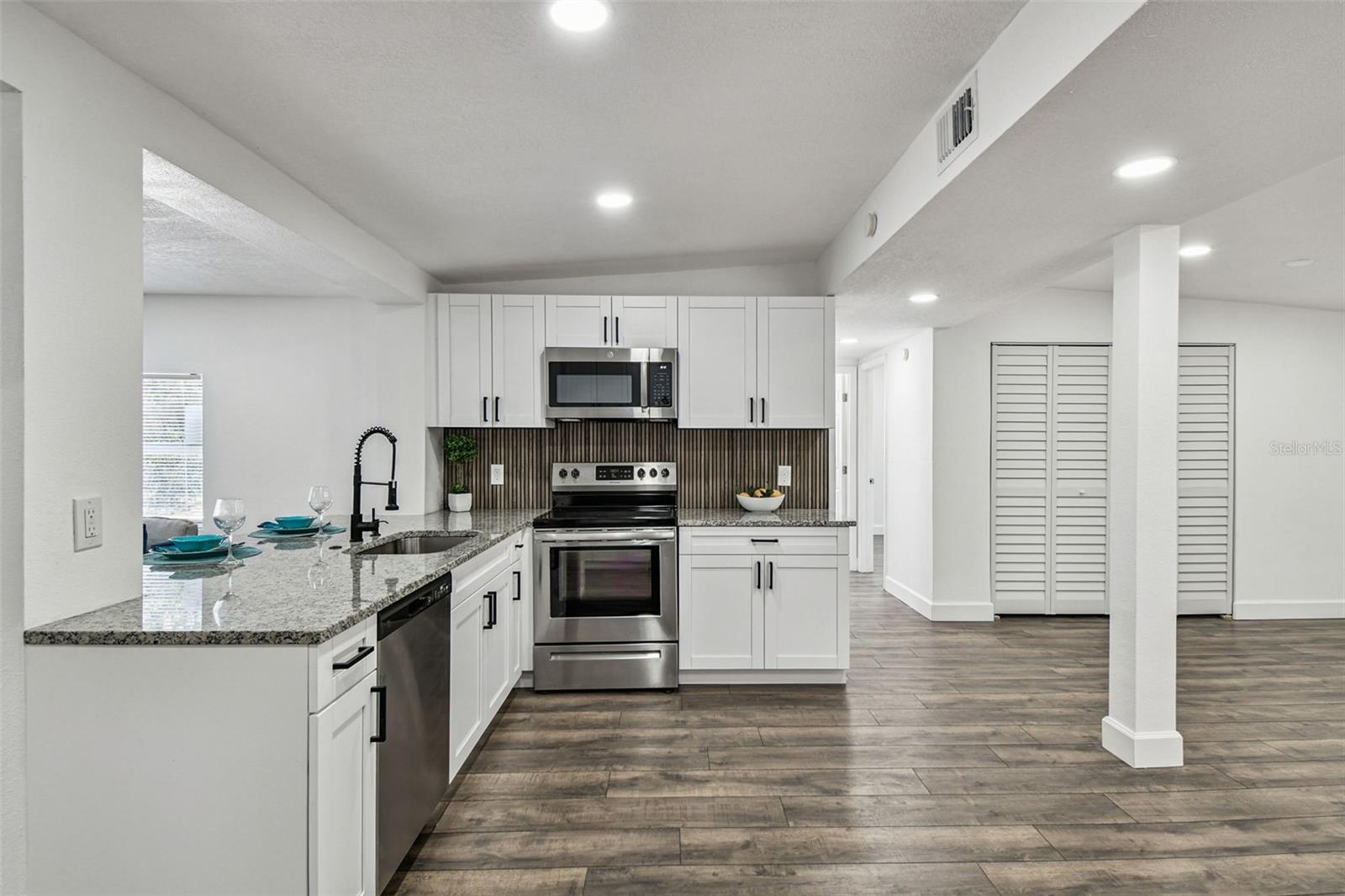 PROGRESS VILLAGE UNIT 1 - Residential