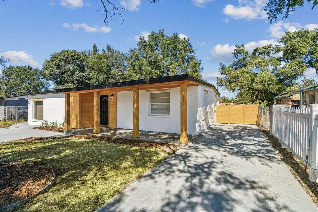 Photo of 7918 Endive Avenue, Tampa, FL 33619 (MLS # TB8444334)