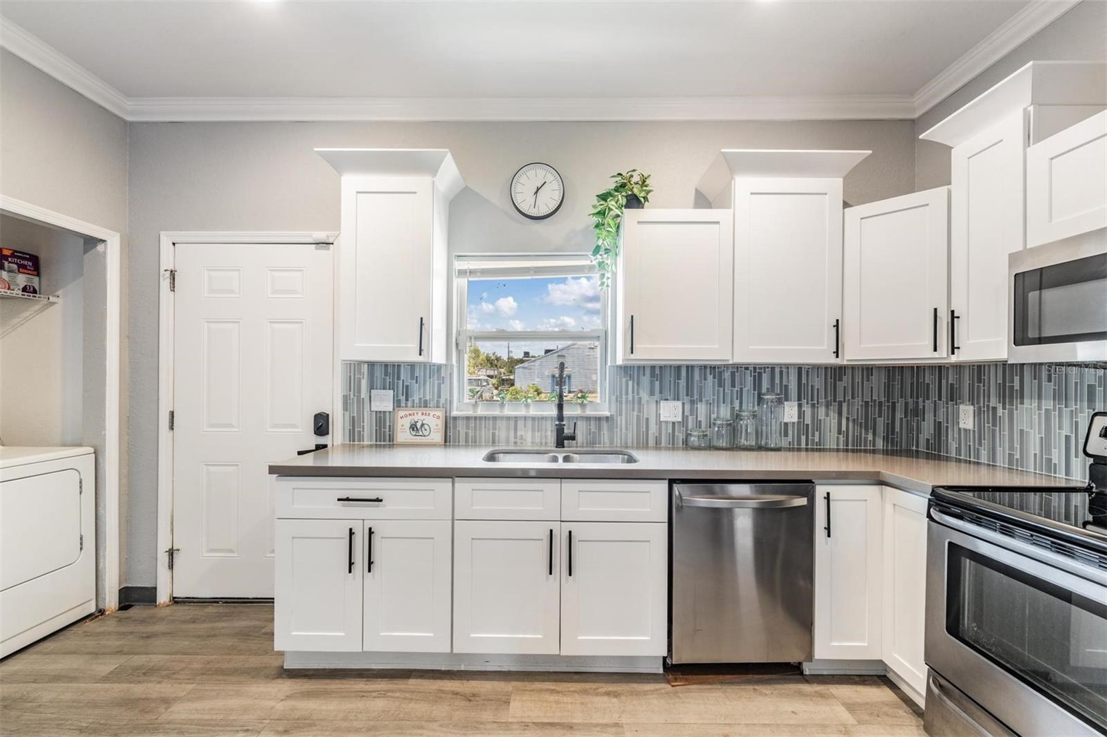 FRUITLAND HEIGHTS - Residential Income