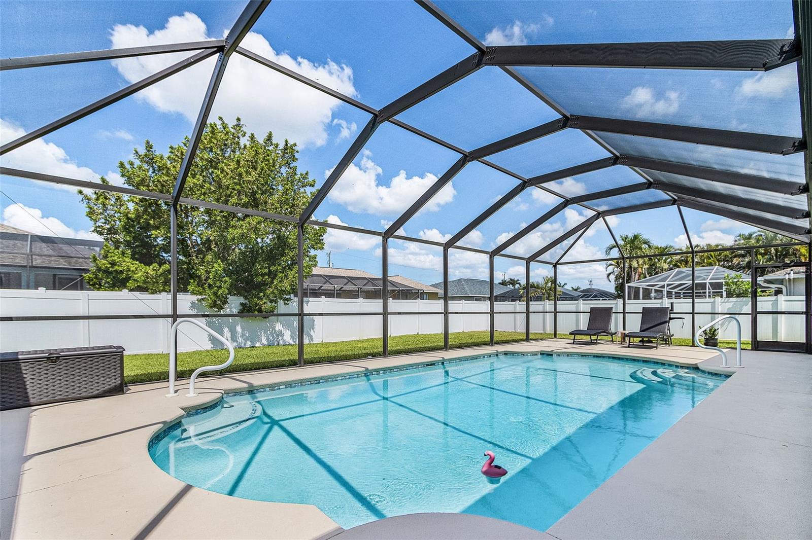 4302 SW 18TH PLACE
