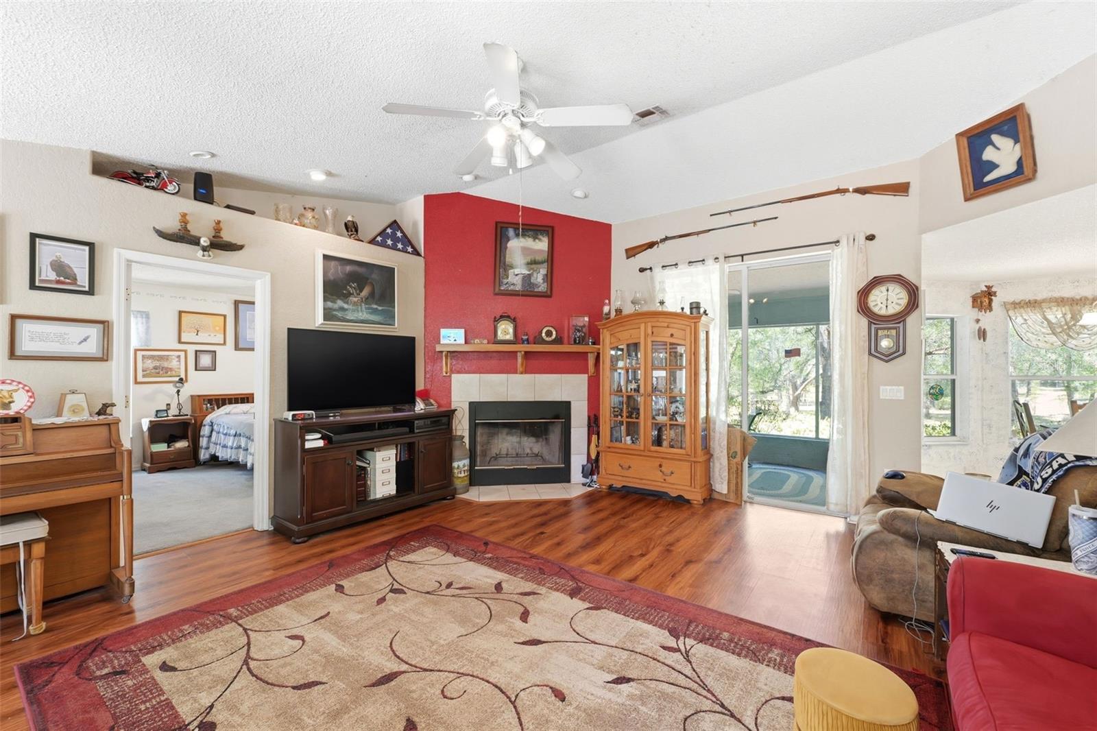 FOREST HILLS - Residential