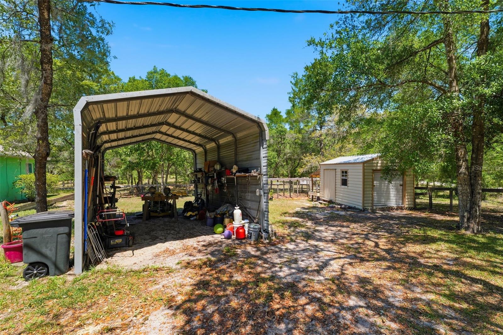 FOREST HILLS - Residential