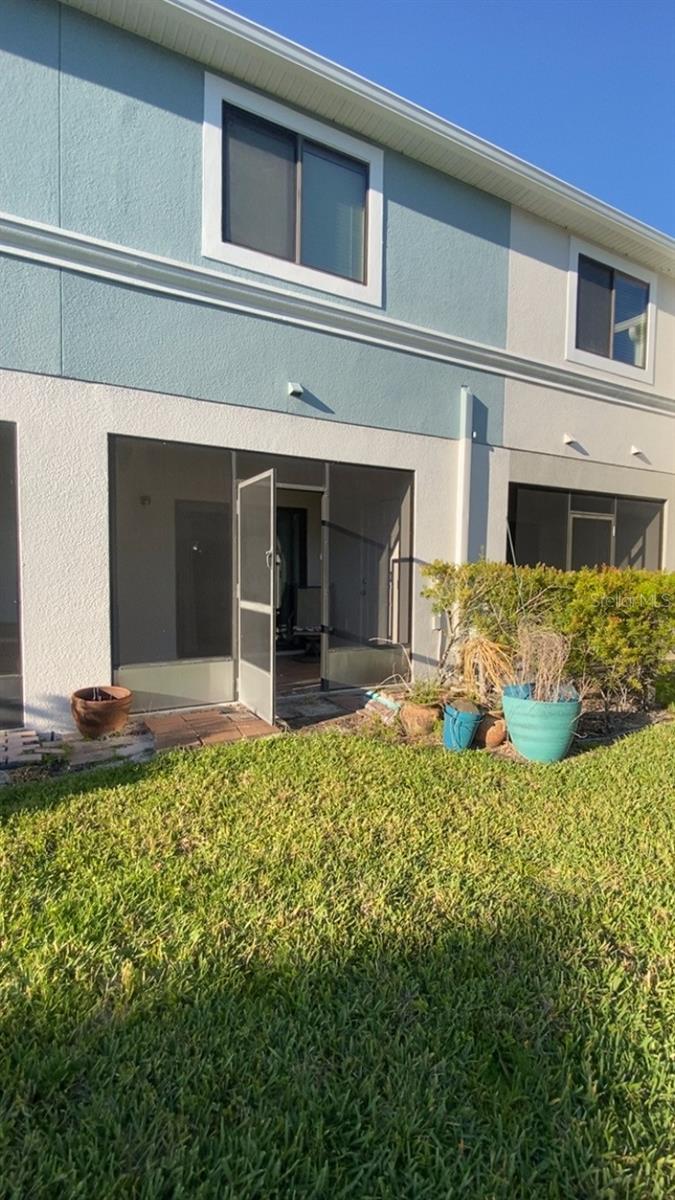 WINDSOR LAKE TWNHMS EAST - Residential