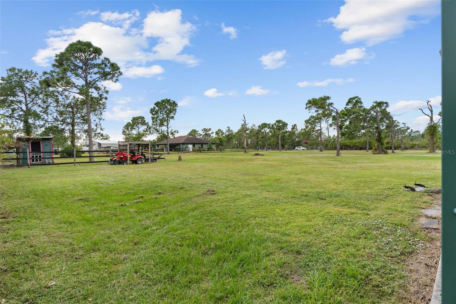 CHARLOTTE RANCHETTES - Residential