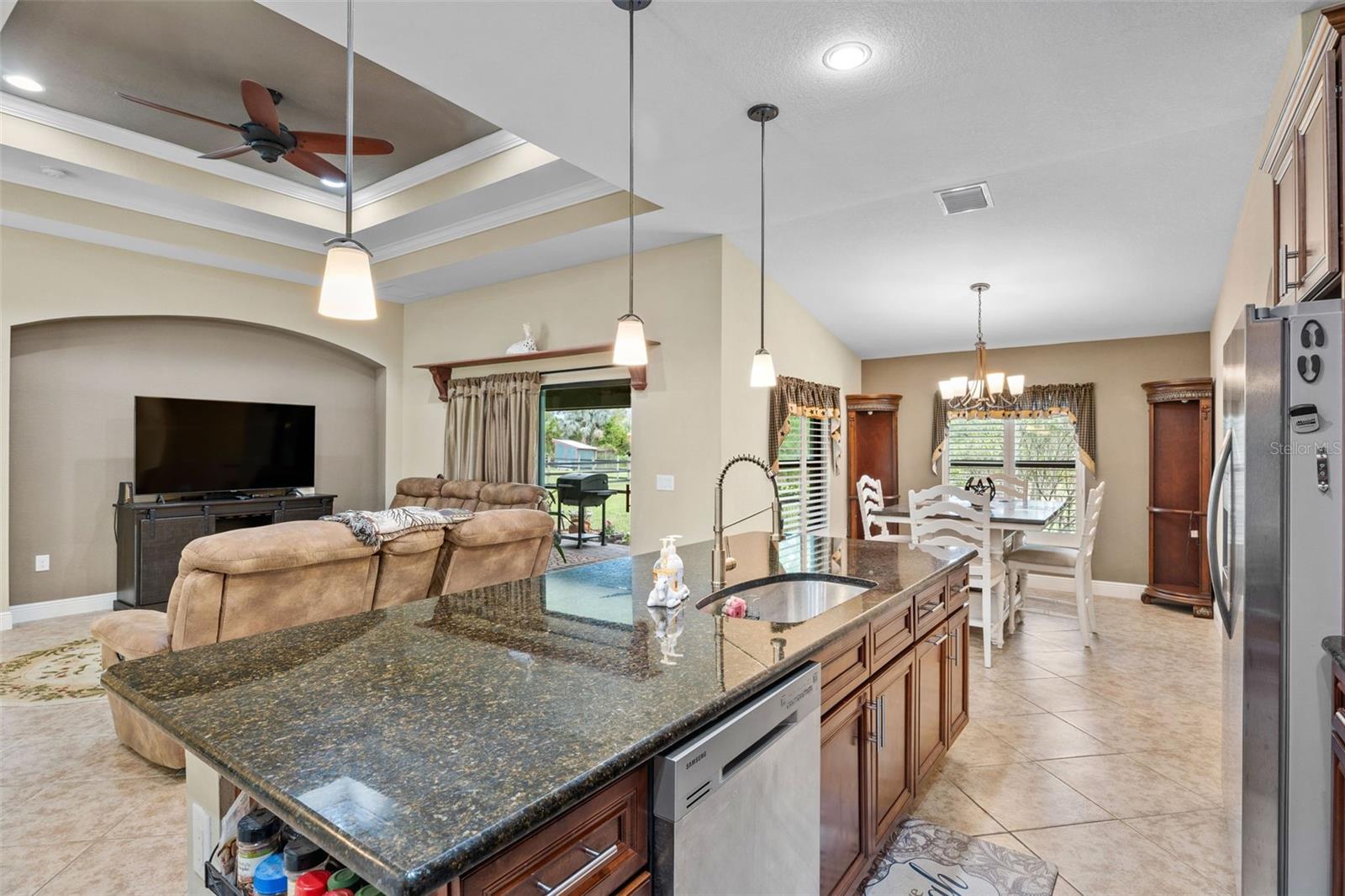 CHARLOTTE RANCHETTES - Residential