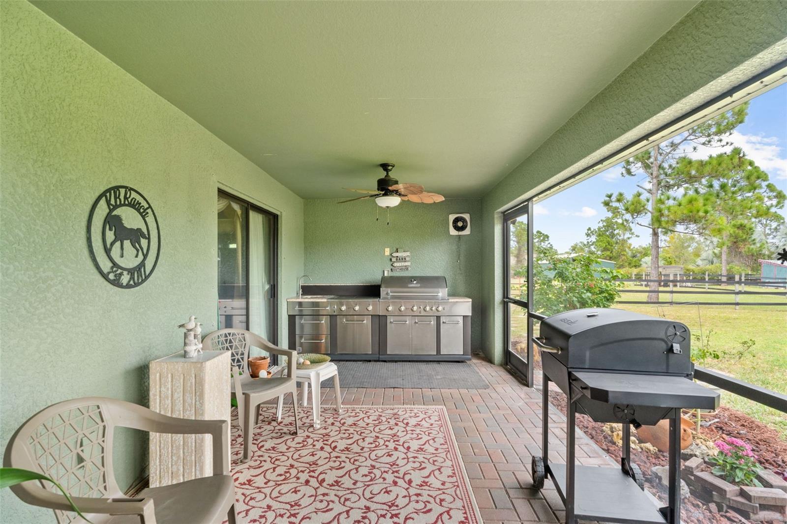 CHARLOTTE RANCHETTES - Residential