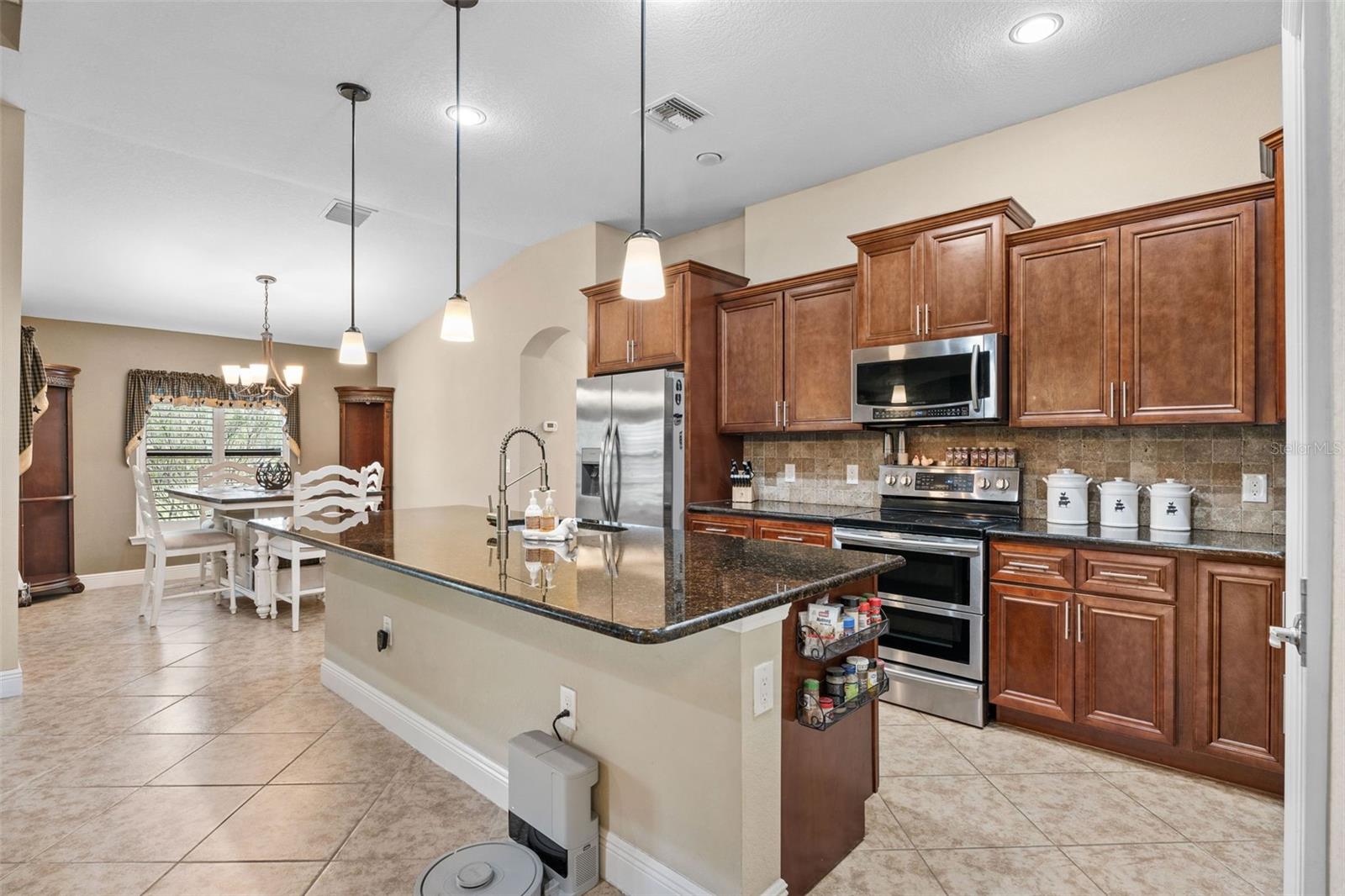 CHARLOTTE RANCHETTES - Residential