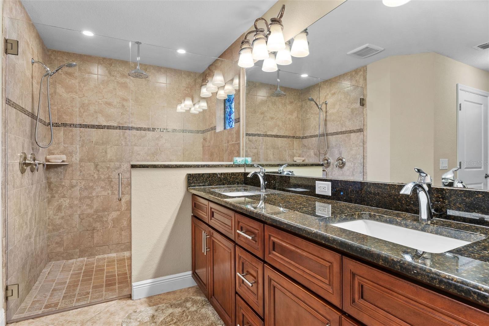 CHARLOTTE RANCHETTES - Residential