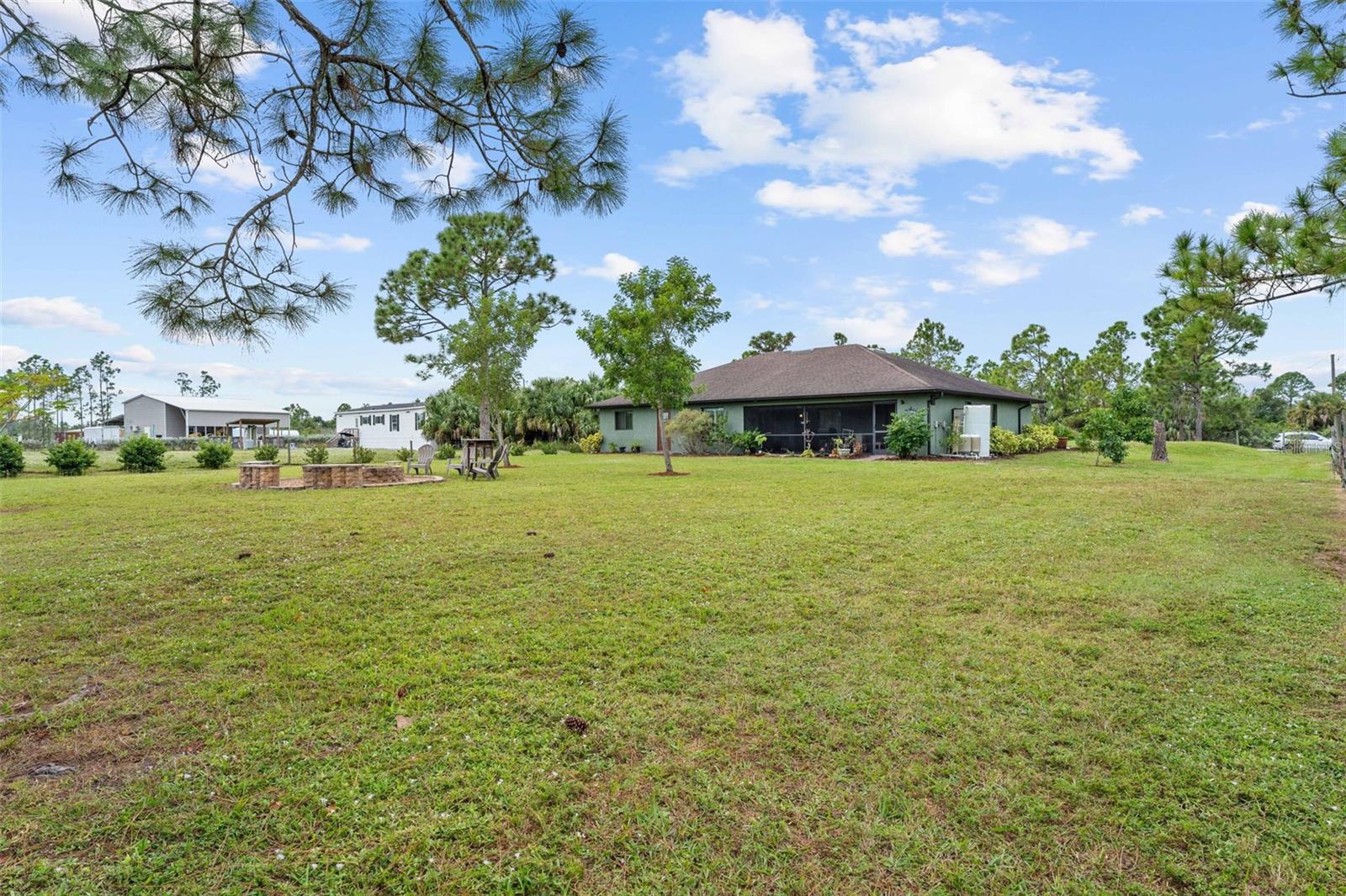 CHARLOTTE RANCHETTES - Residential