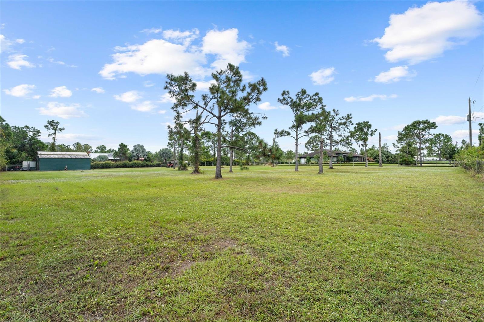 CHARLOTTE RANCHETTES - Residential