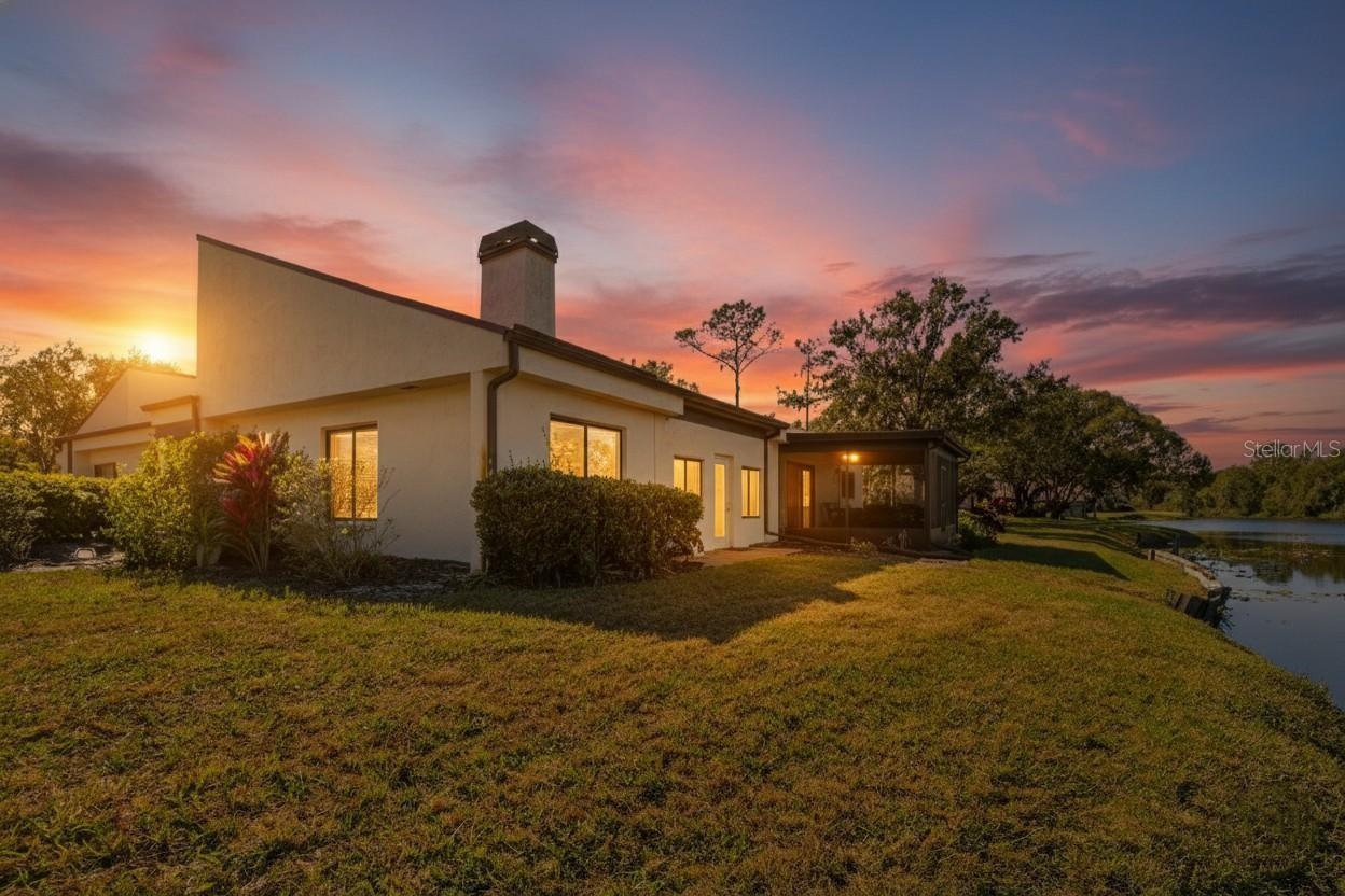 WALDEN LAKE FAIRWAY VILLAS UNI - Residential