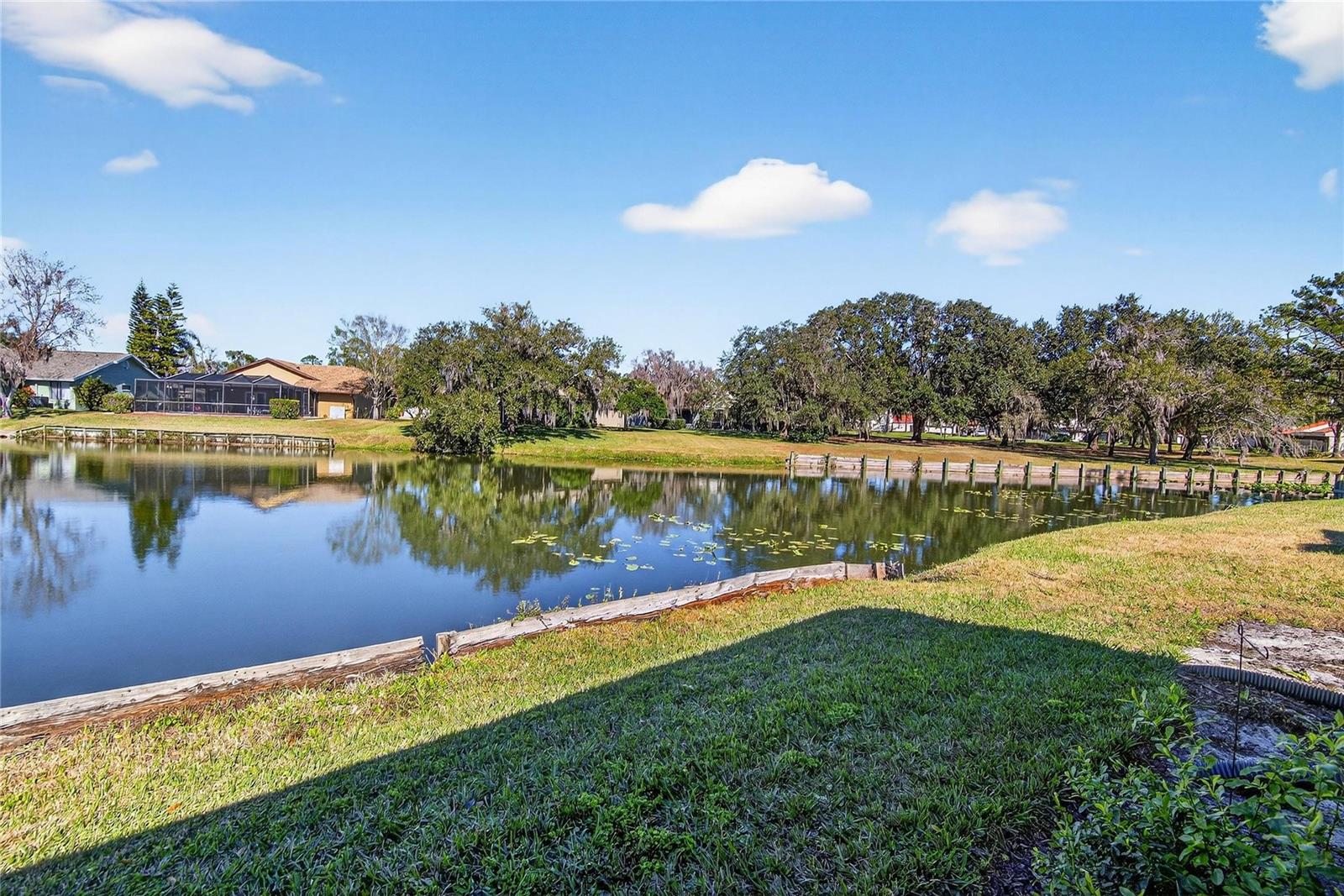 WALDEN LAKE FAIRWAY VILLAS UNI - Residential