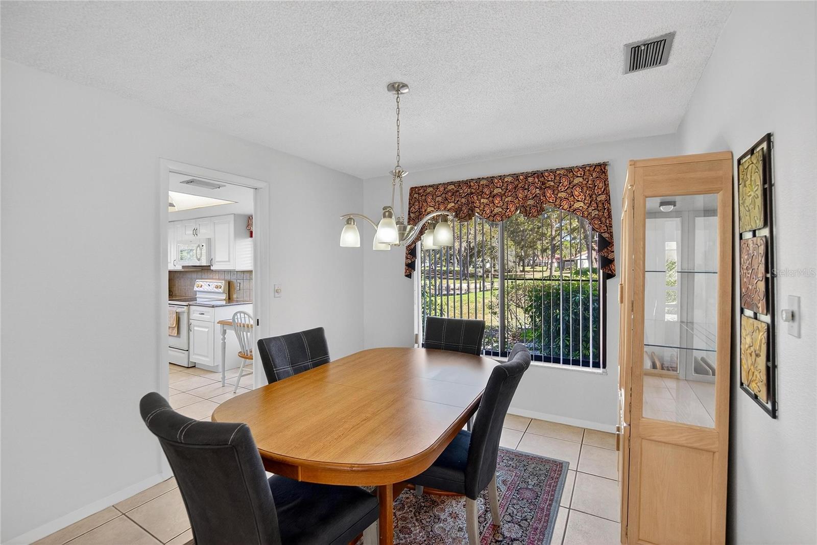 WALDEN LAKE FAIRWAY VILLAS UNI - Residential