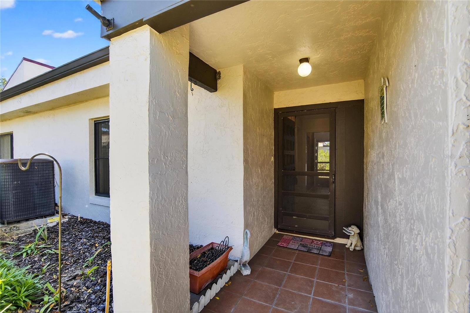 WALDEN LAKE FAIRWAY VILLAS UNI - Residential