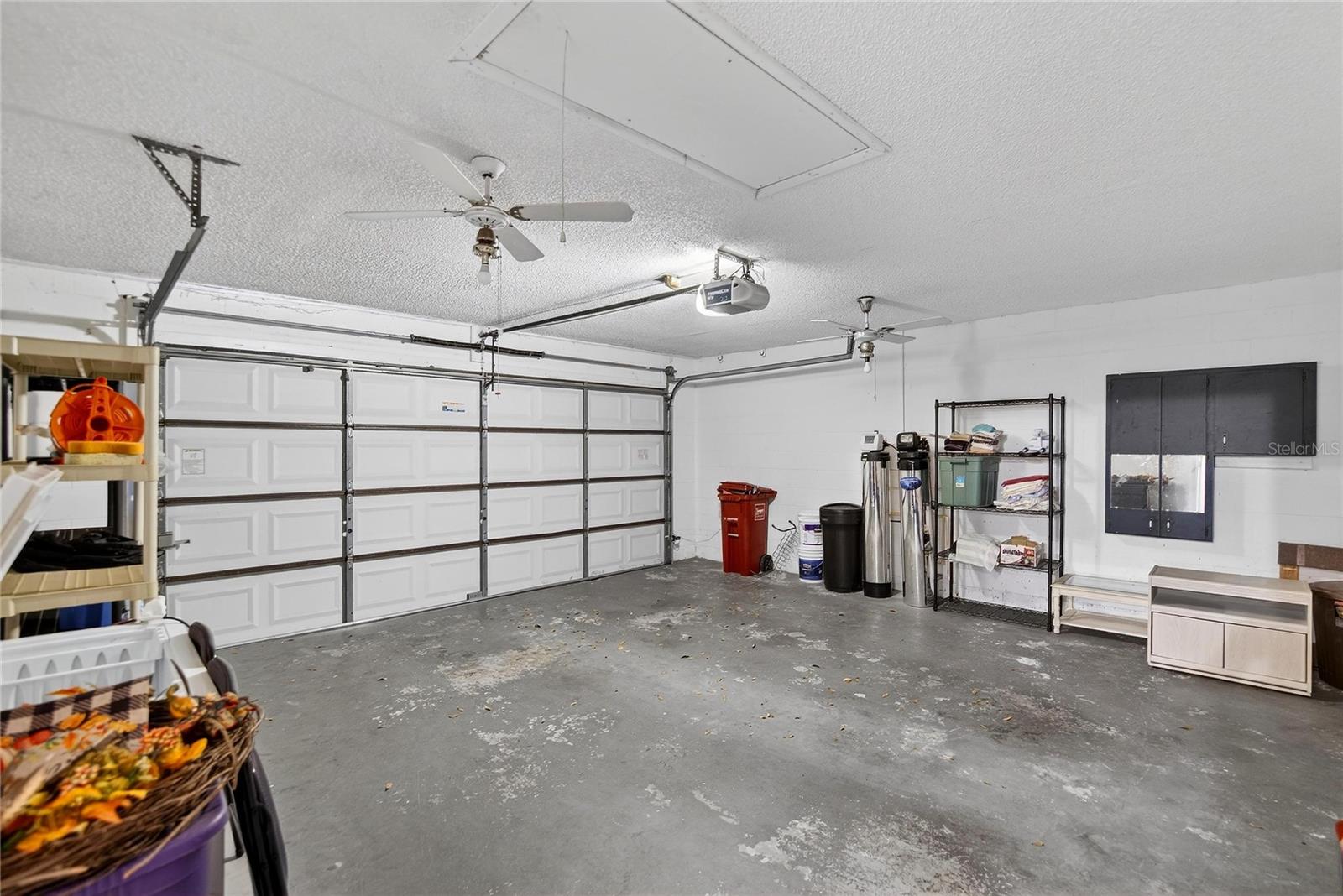 WALDEN LAKE FAIRWAY VILLAS UNI - Residential