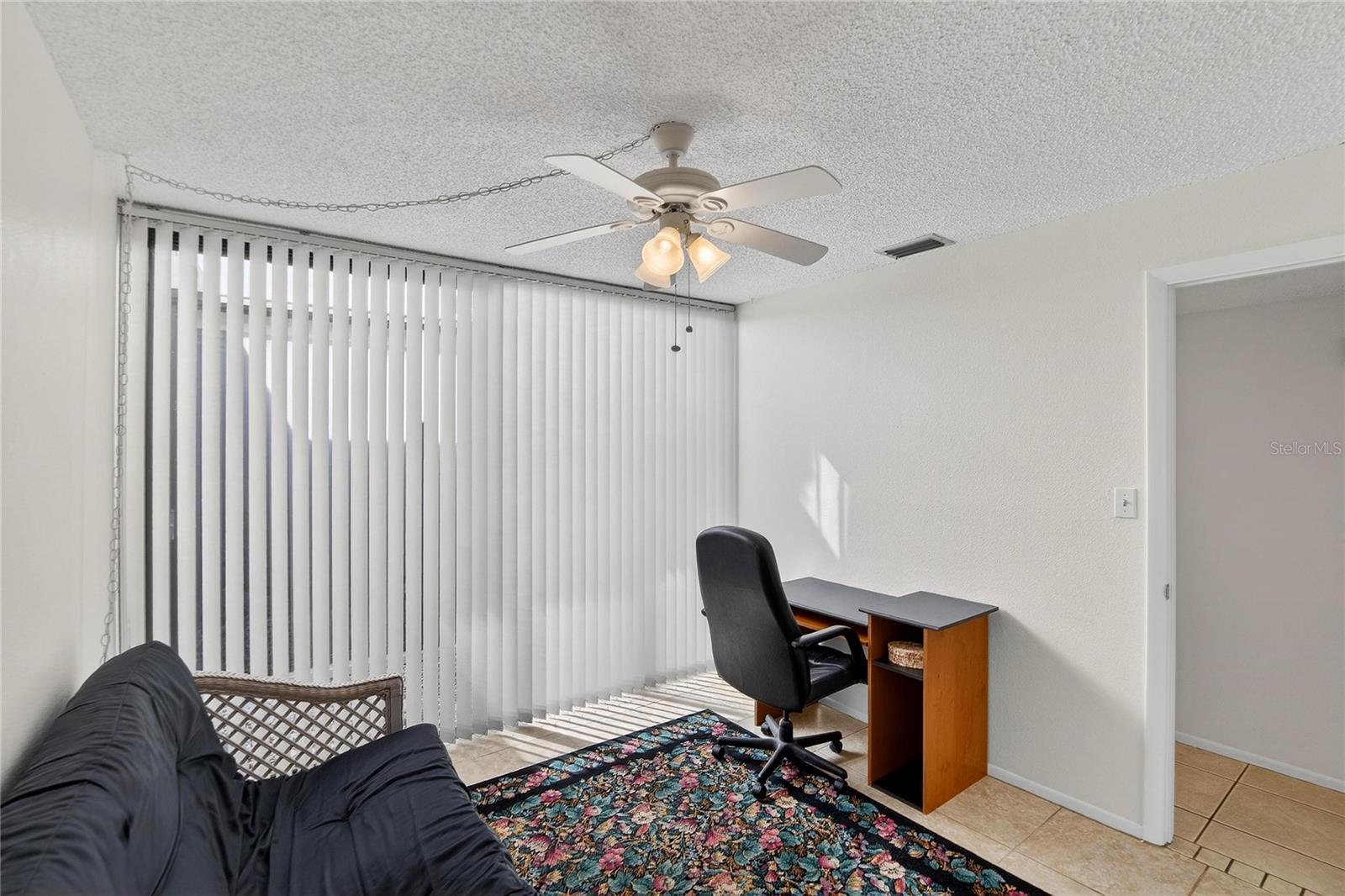 WALDEN LAKE FAIRWAY VILLAS UNI - Residential