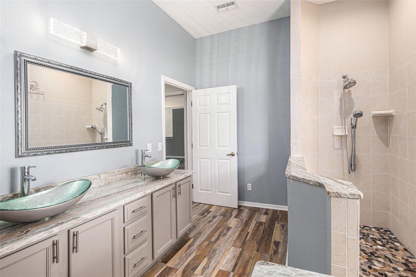 CANTERBURY LAKE ESTATE FIRST ADD - Residential