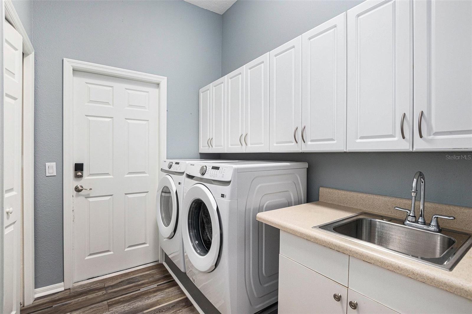 CANTERBURY LAKE ESTATE FIRST ADD - Residential