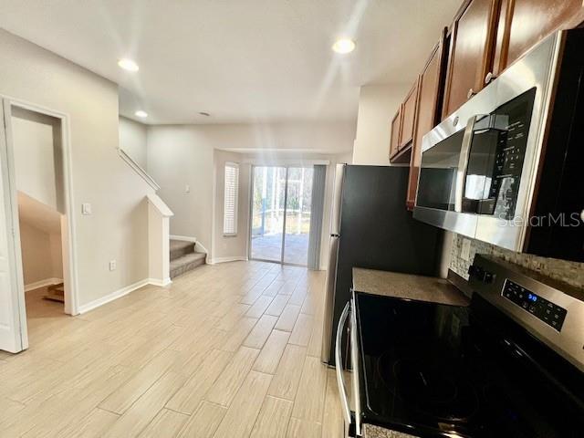 LONE STAR TWNHMS - Residential Lease