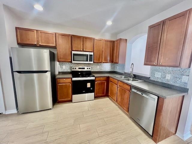 LONE STAR TWNHMS - Residential Lease