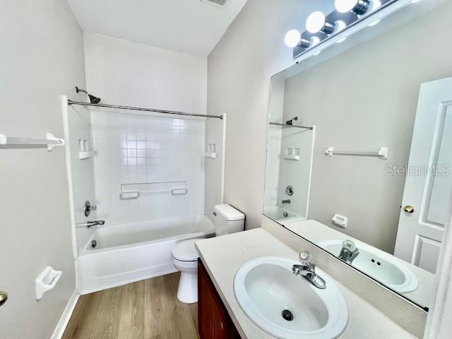 LONE STAR TWNHMS - Residential Lease