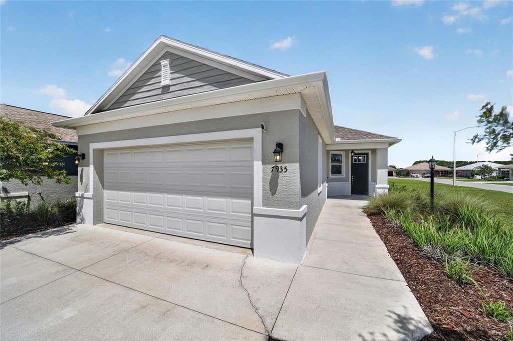 Photo of 7935 SW 89th Terrace, Ocala, FL 34481 (MLS # OM728712)