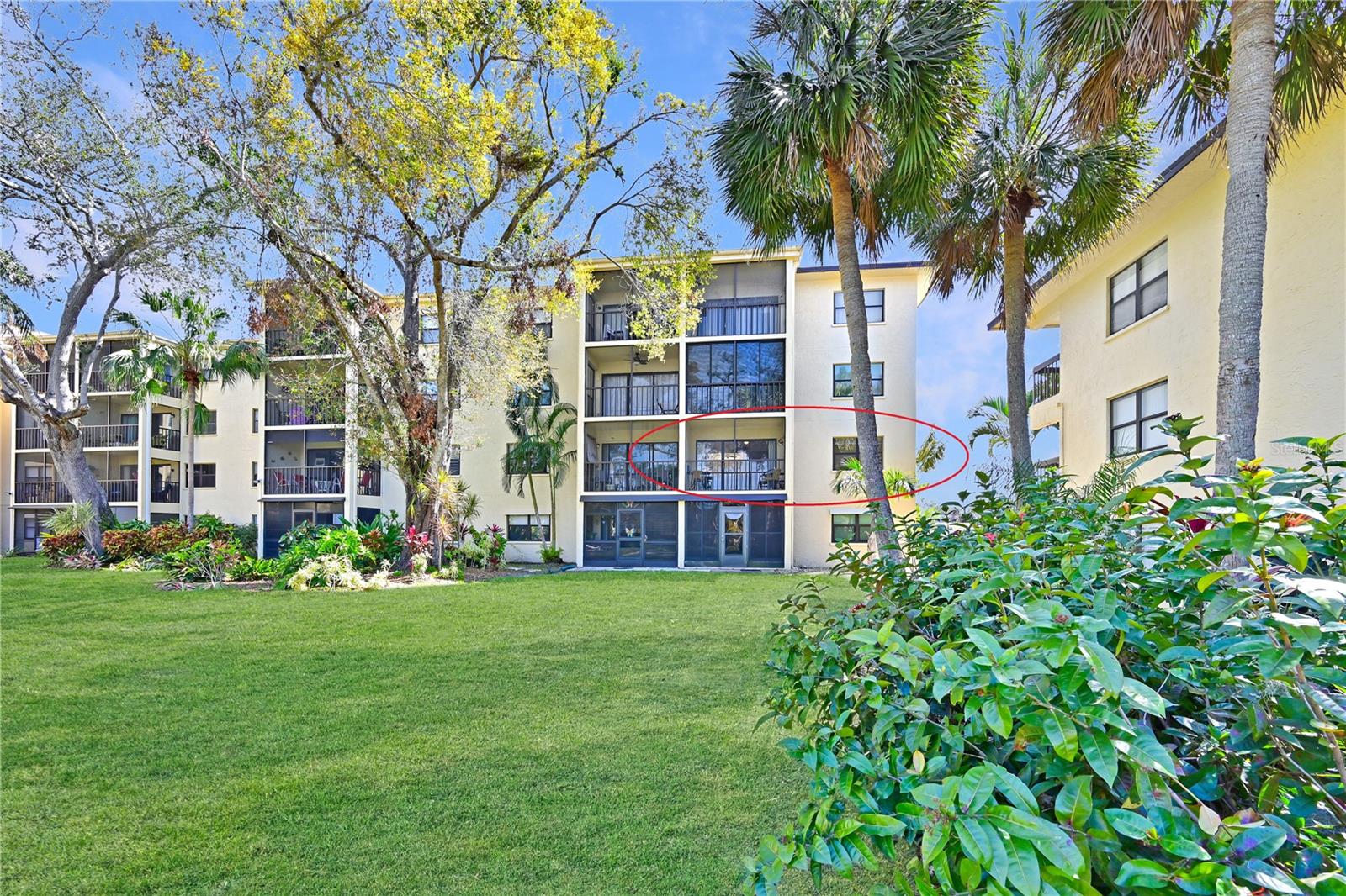 315 30TH AVENUE W B214
