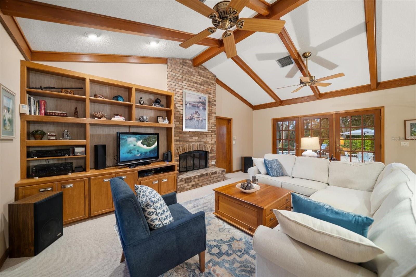 INDIAN SPRINGS - Residential