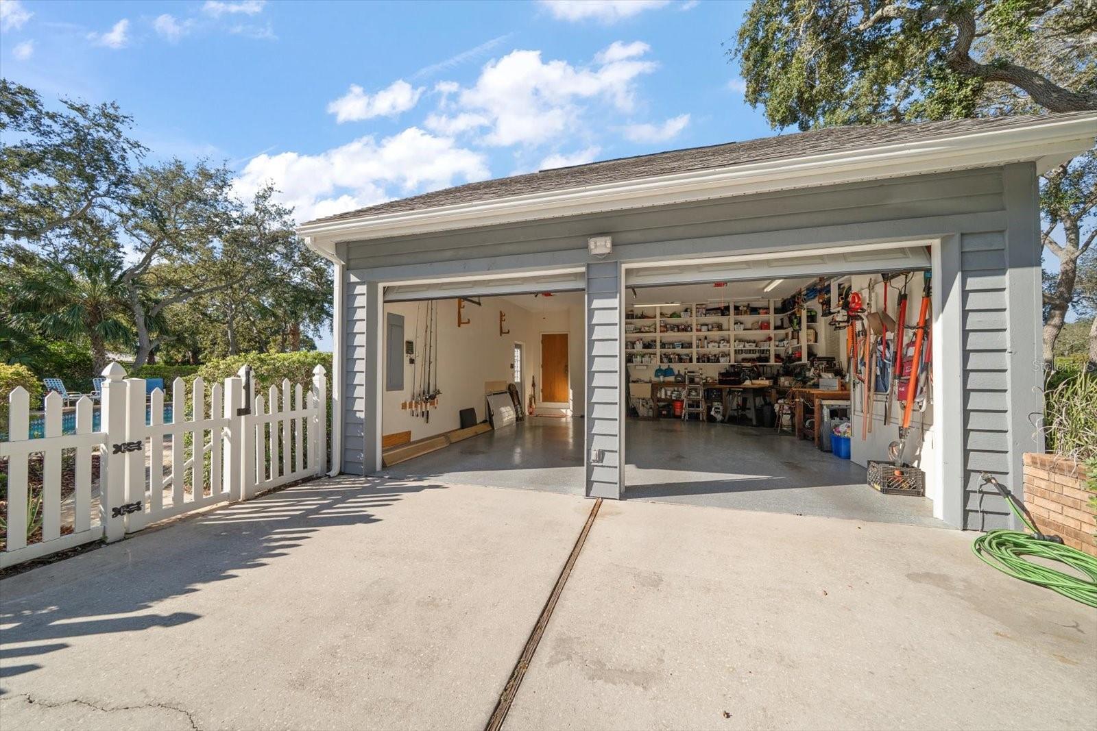 INDIAN SPRINGS - Residential