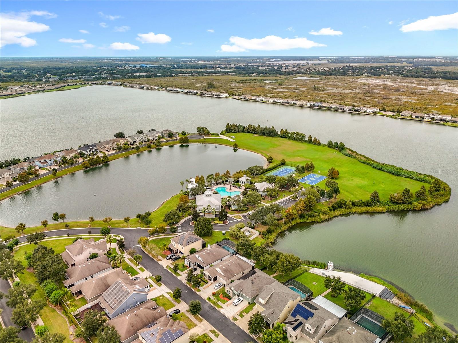 GROVELAND WATERSIDE POINTE PH 01 - Residential