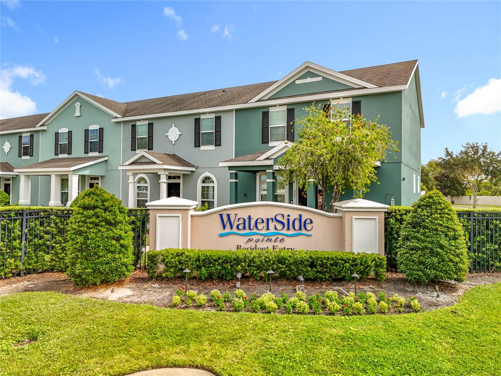 GROVELAND WATERSIDE POINTE PH 01 - Residential
