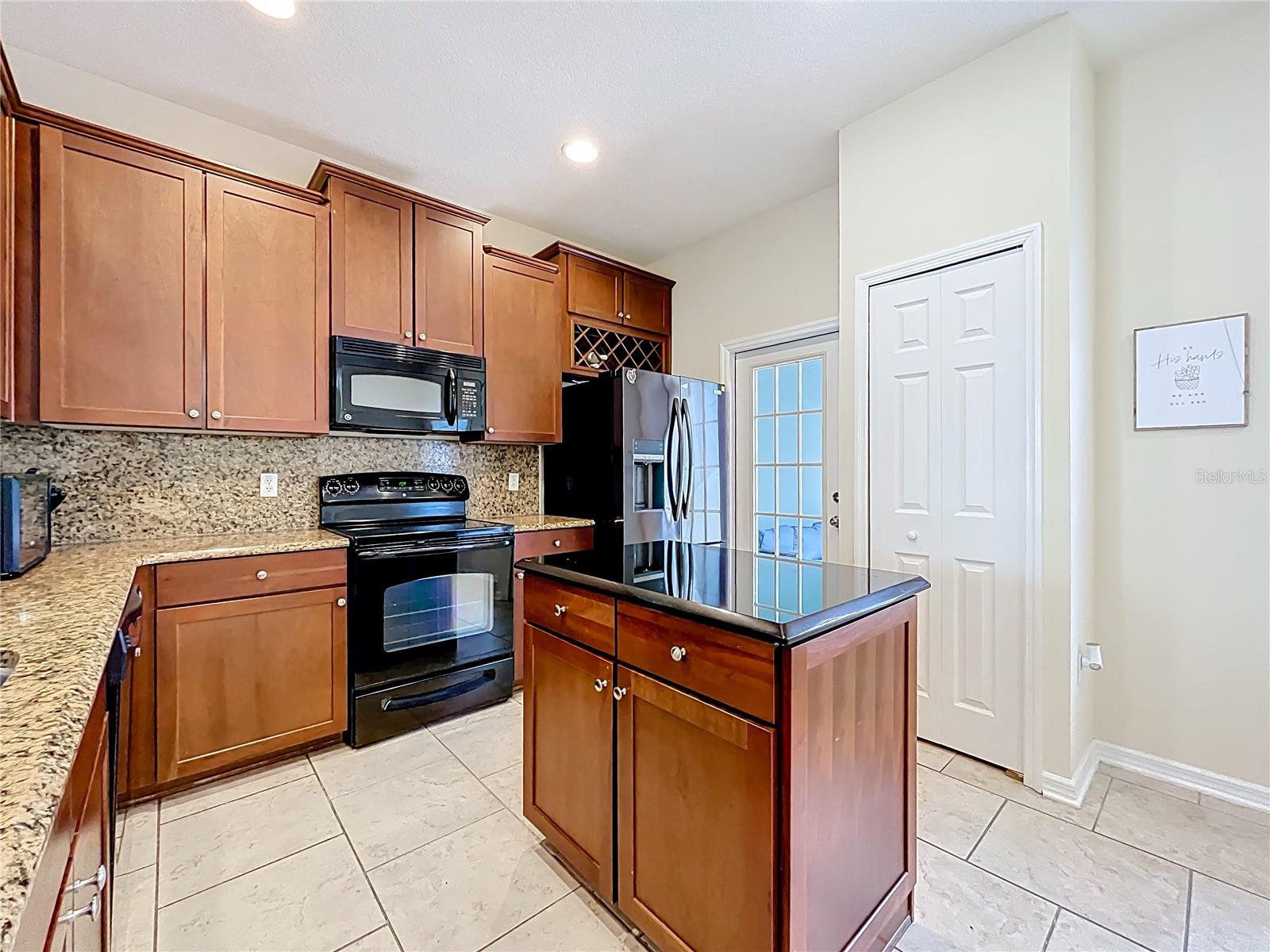 GROVELAND WATERSIDE POINTE PH 01 - Residential